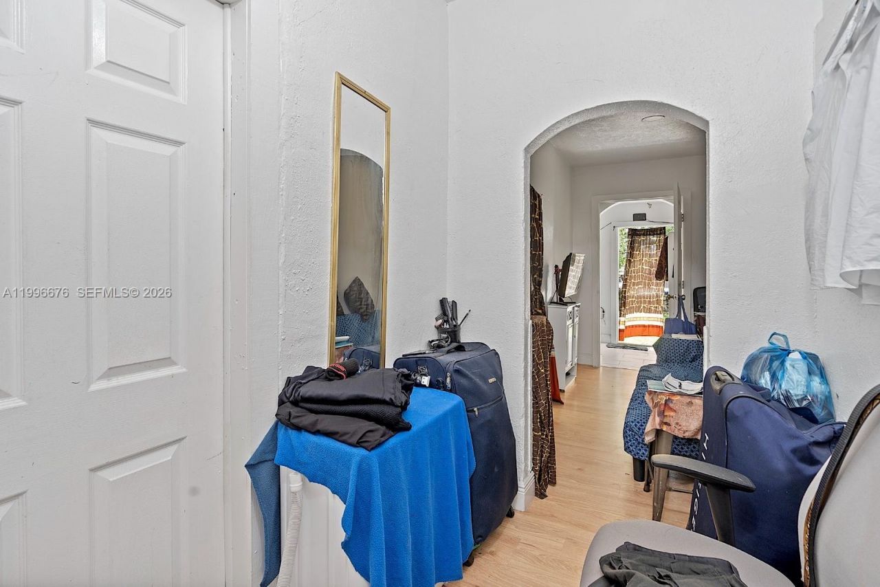 3035 NW 93rd St , Miami, FL 33147 Photo