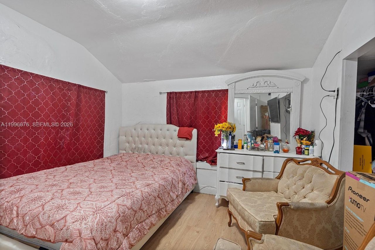 3035 NW 93rd St , Miami, FL 33147 Photo