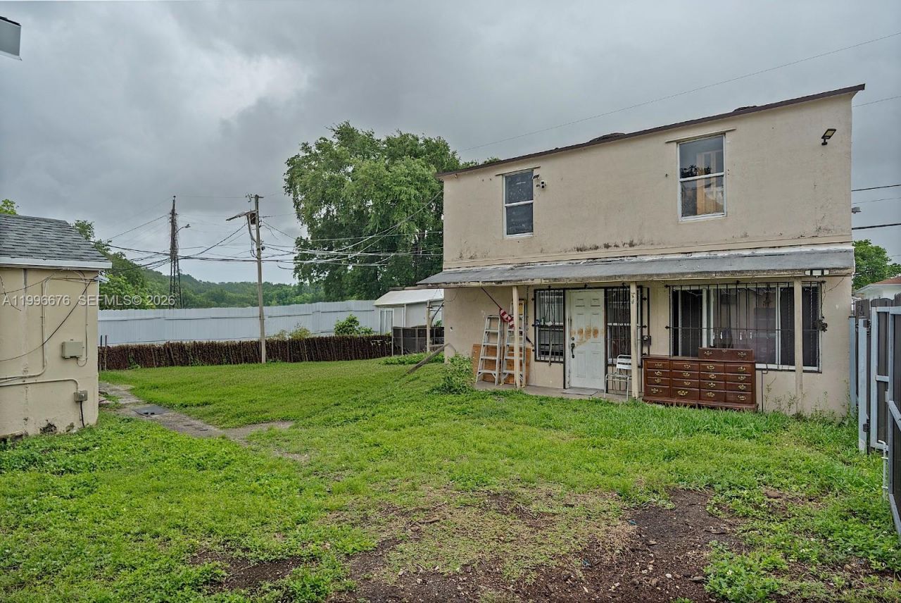 3035 NW 93rd St , Miami, FL 33147 Photo