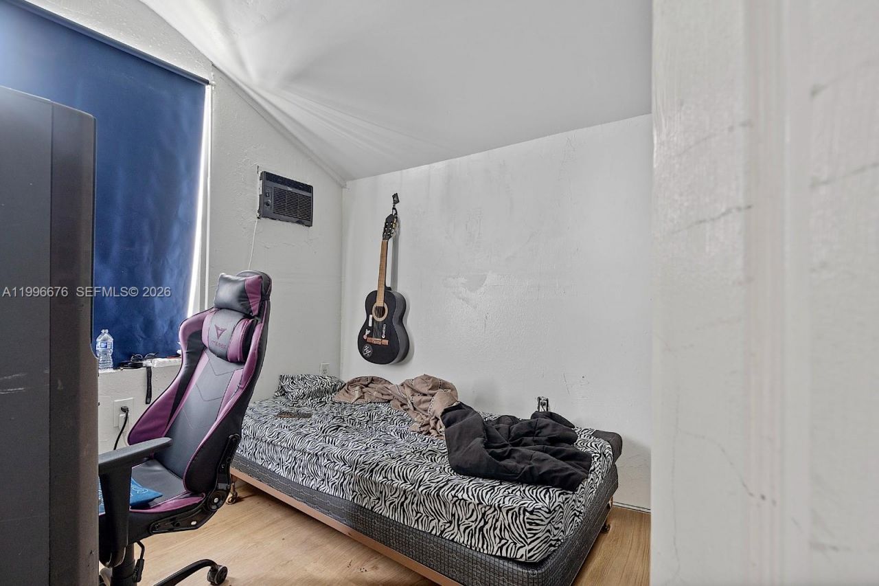 3035 NW 93rd St , Miami, FL 33147 Photo