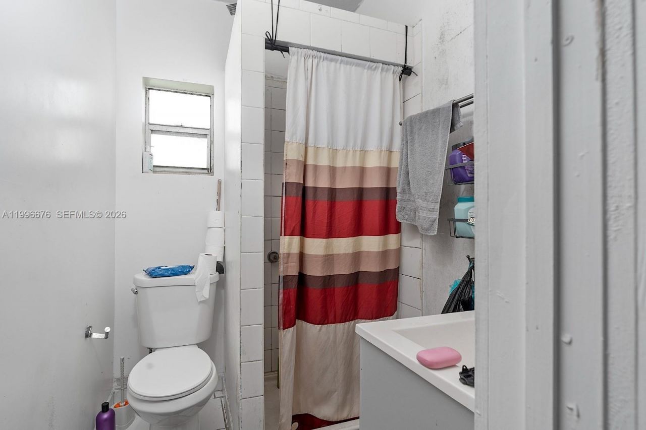 3035 NW 93rd St , Miami, FL 33147 Photo