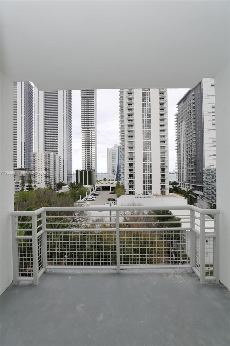 2200 NE 4th Ave, Unit 706, Miami, FL 33137 Photo