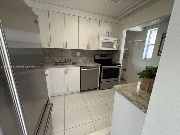 8060 Fairview Dr , Unit 101, Tamarac, FL 33321