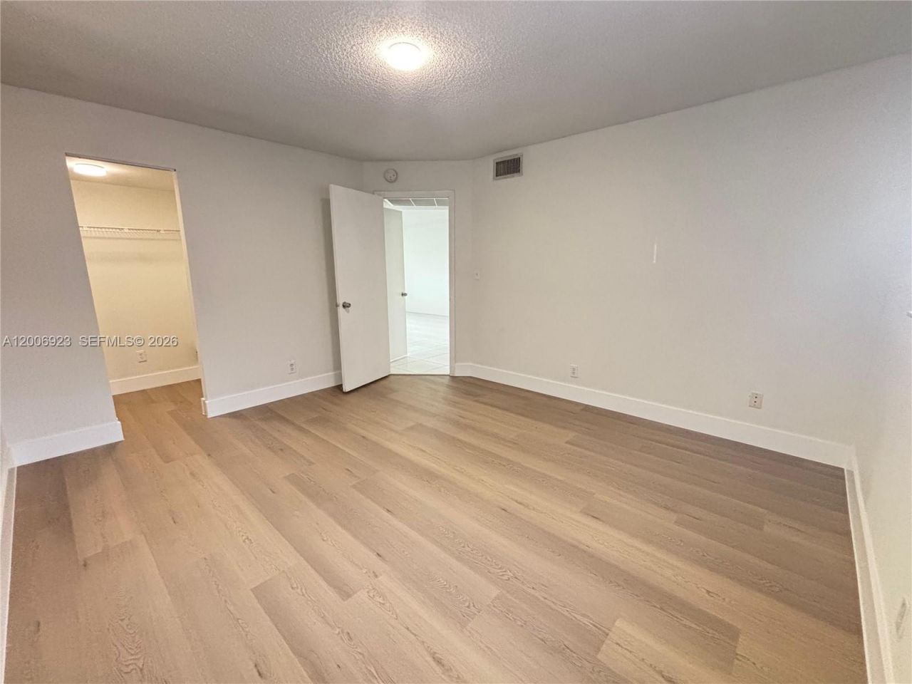 8060 Fairview Dr, Unit 101, Tamarac, FL 33321 Photo