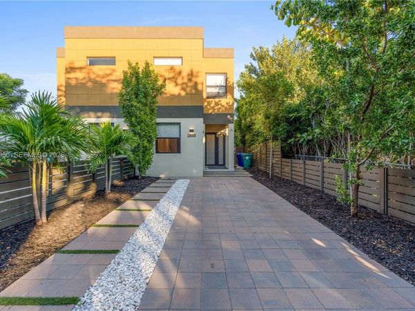 2889 SW 33rd Ave , Unit 2889, Miami, FL 33133