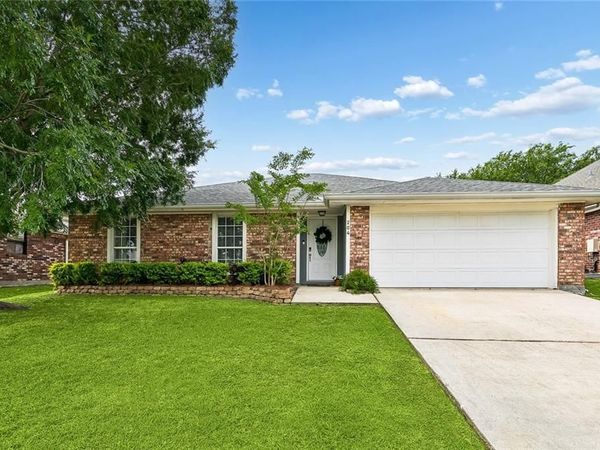 204 CHARLES Court, Slidell, LA 70458