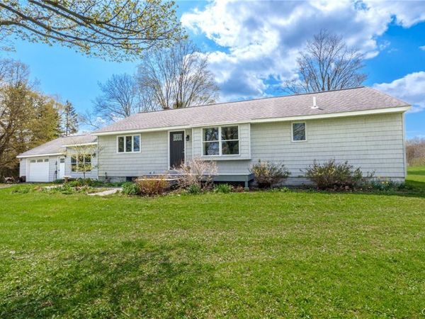 4111 Watervale Road , Manlius, NY 13104