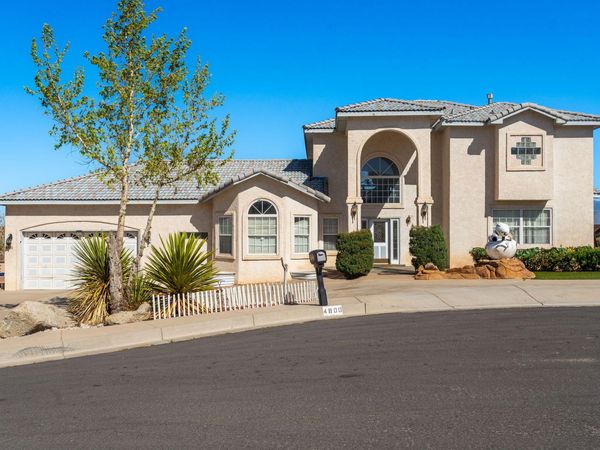 4800 Driftwood Avenue NW, Albuquerque, NM 87114