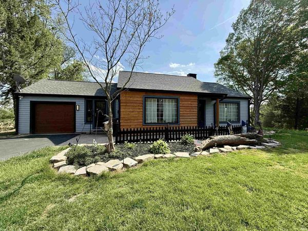 539 E Washington Street, Morgantown, IN 46160