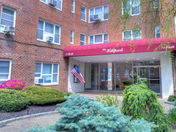 75 S Middle Neck Road, Unit 4-G, Great Neck, NY 11021