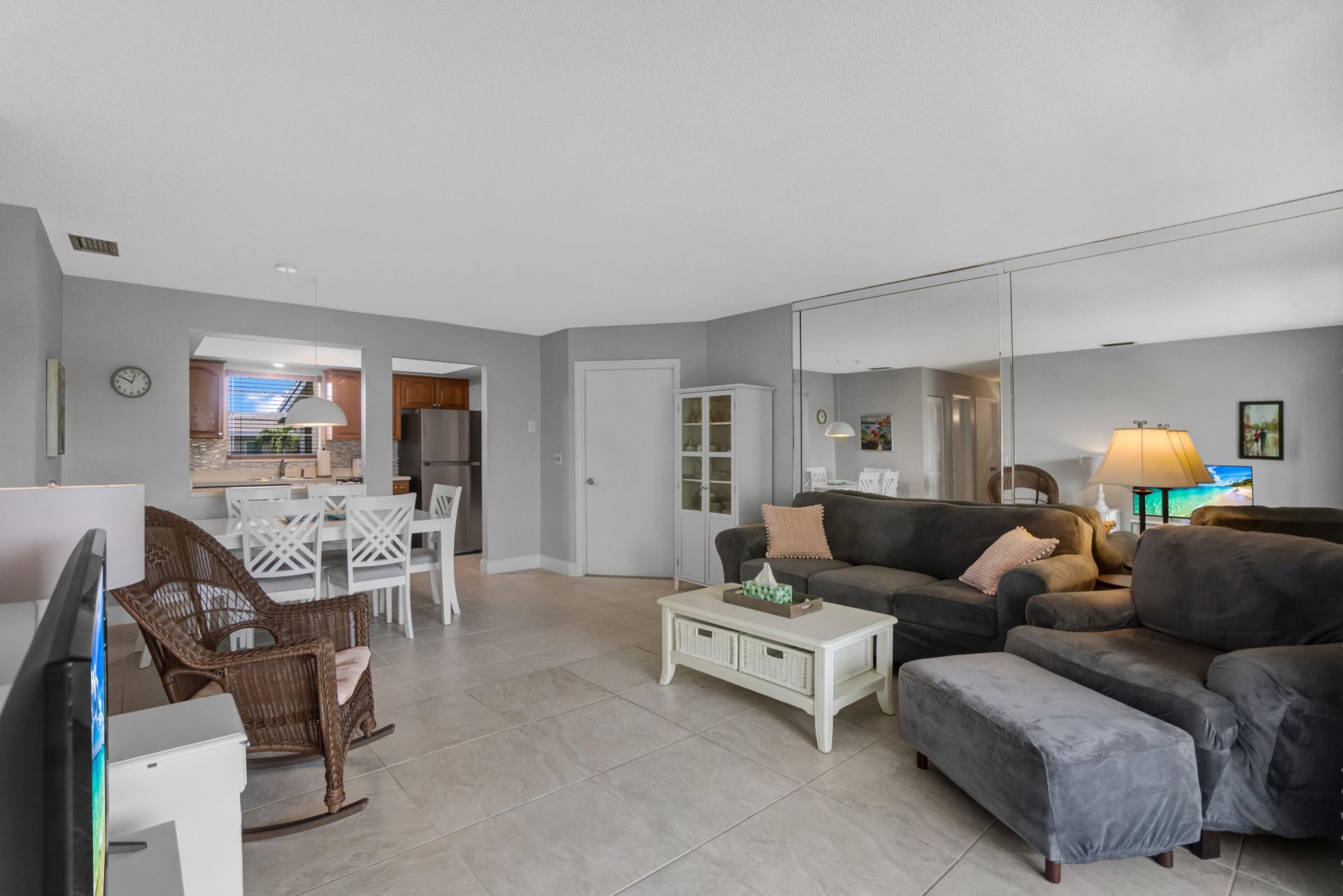 306 S Circle Dr S S, Unit 203, Boynton Beach, FL 33435 Photo