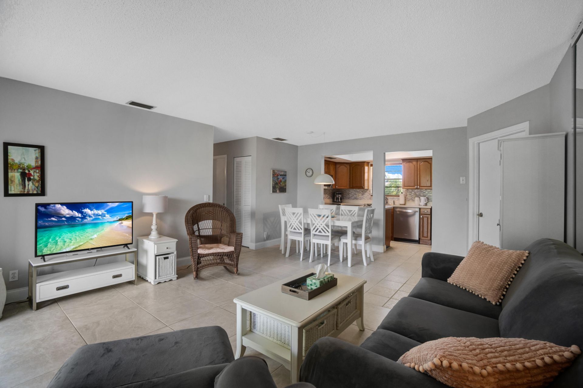 306 S Circle Dr S S, Unit 203, Boynton Beach, FL 33435 Photo