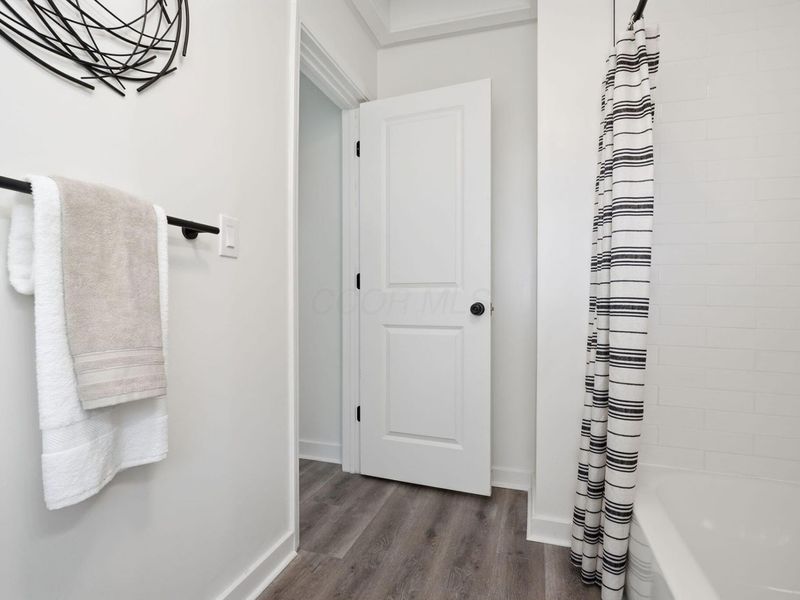 7174 London Groveport Road, Grove City, OH 43123 Photo 13