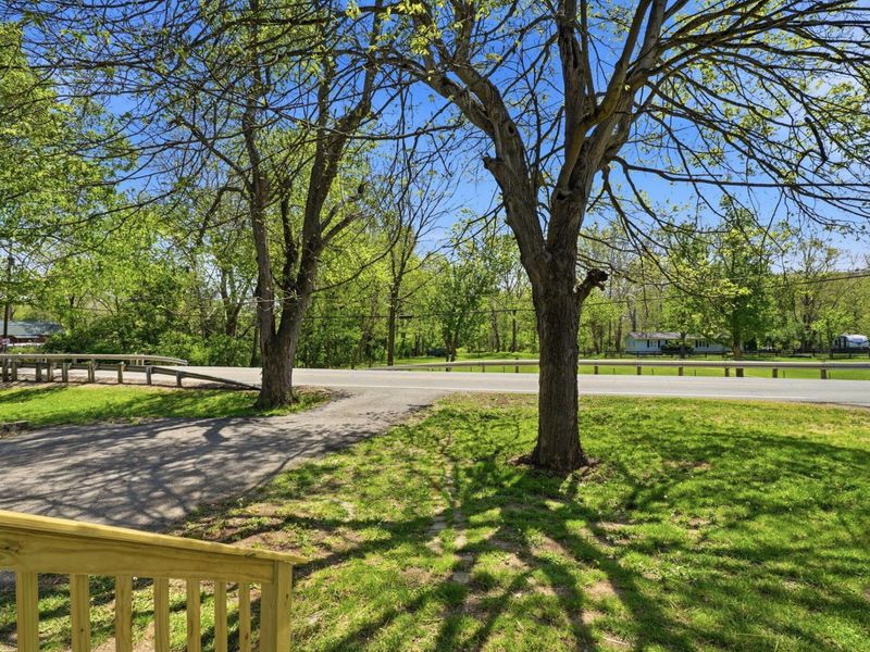 7174 London Groveport Road, Grove City, OH 43123 Photo 2