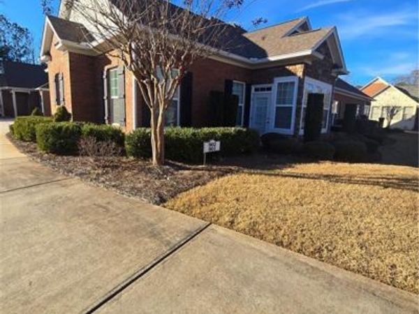 901 Haven Circle , Douglasville, GA 30135