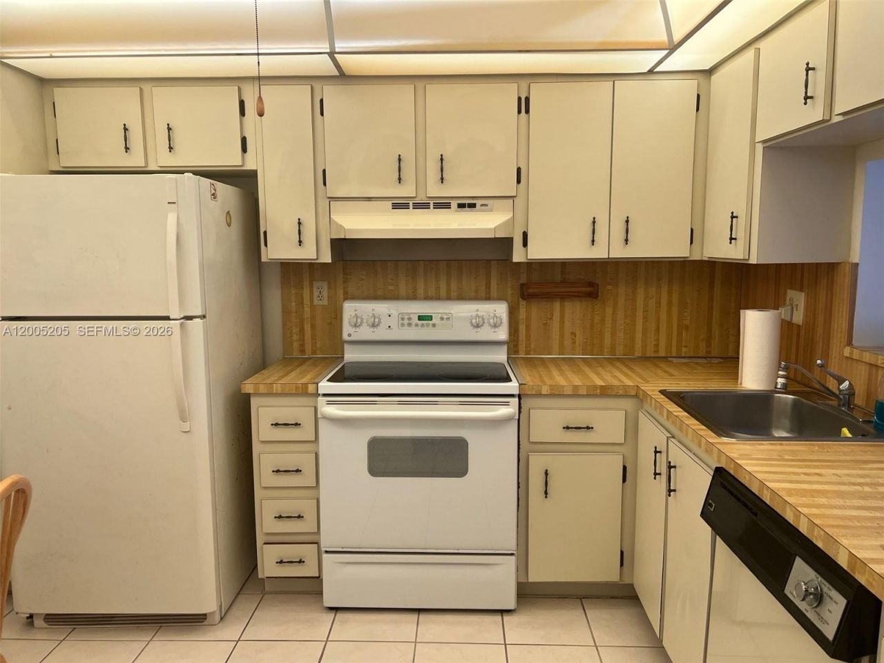 1101 Colony Point Cir , Unit 318, Pembroke Pines, FL 33026 Photo