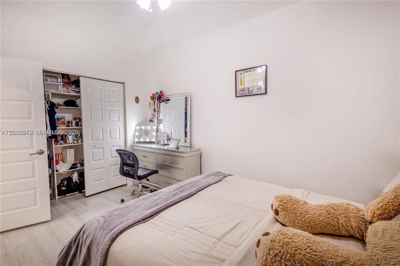 8805 NW 103rd Pl , Unit 1, Doral, FL 33178 Photo
