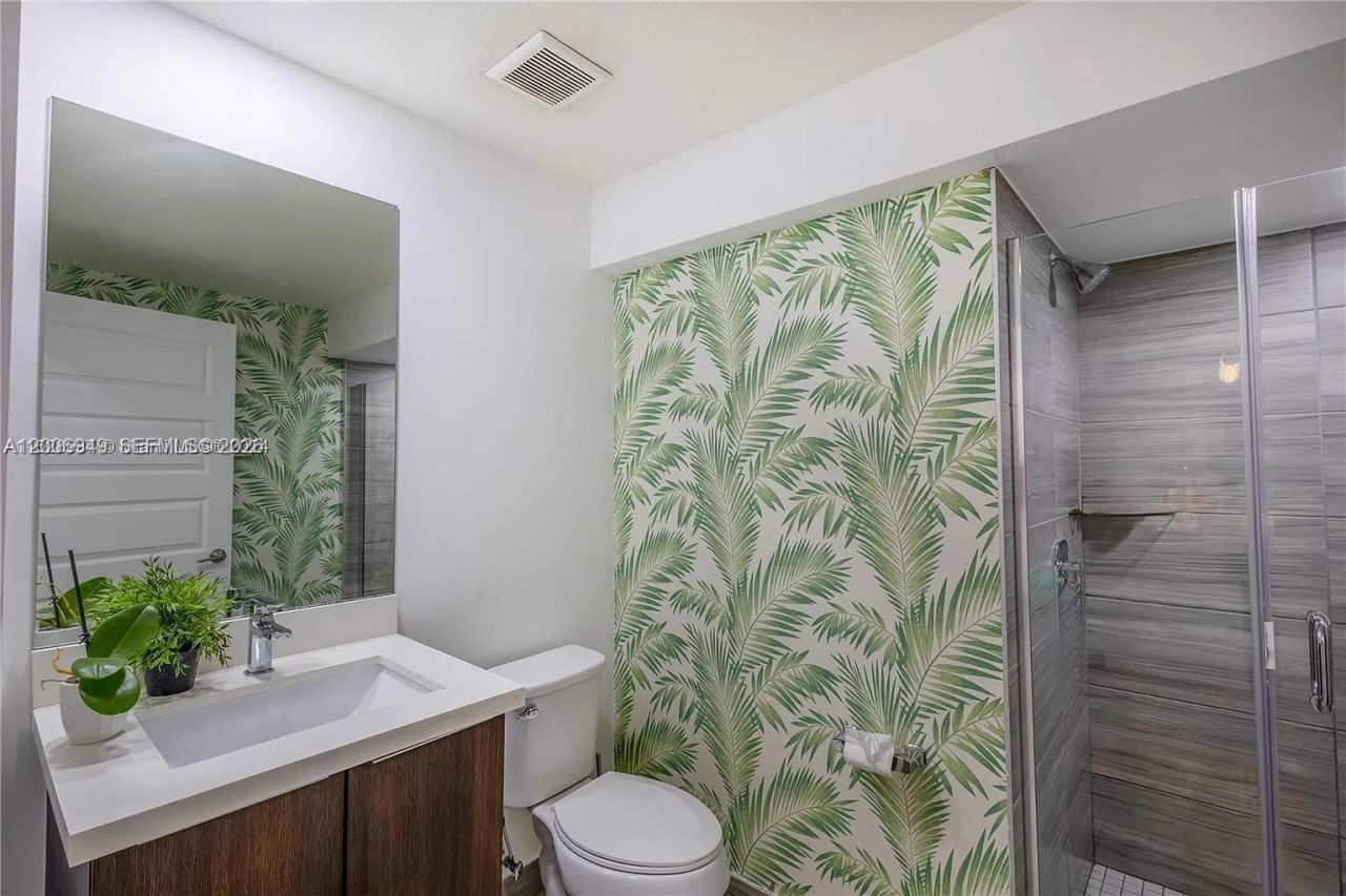8805 NW 103rd Pl , Unit 1, Doral, FL 33178 Photo