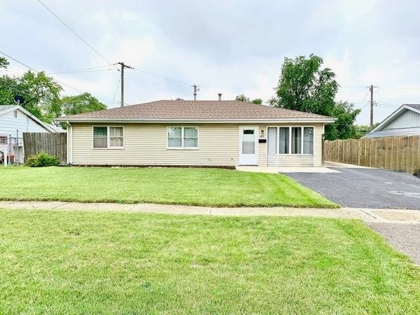 203 Macgregor Road , Lockport, IL 60441