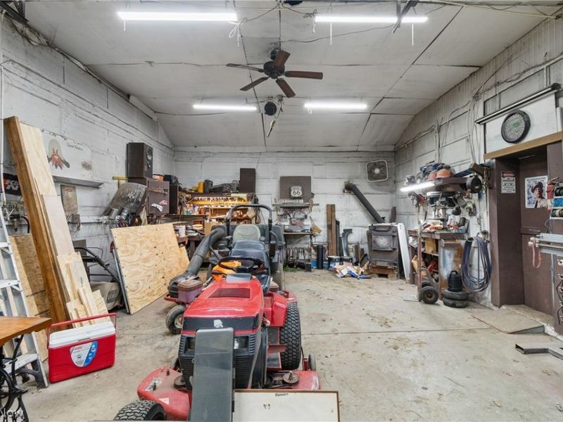 2377 Greensburg Road, North Canton, OH 44720 Photo 8