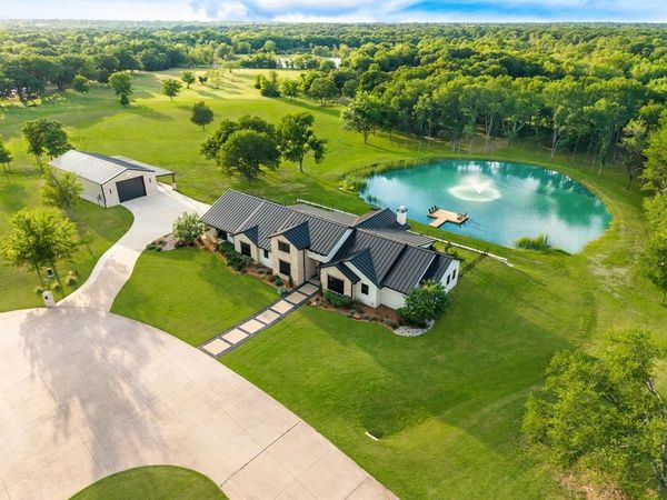 2100 Lake Crest Lane, Wills Point, TX 75169