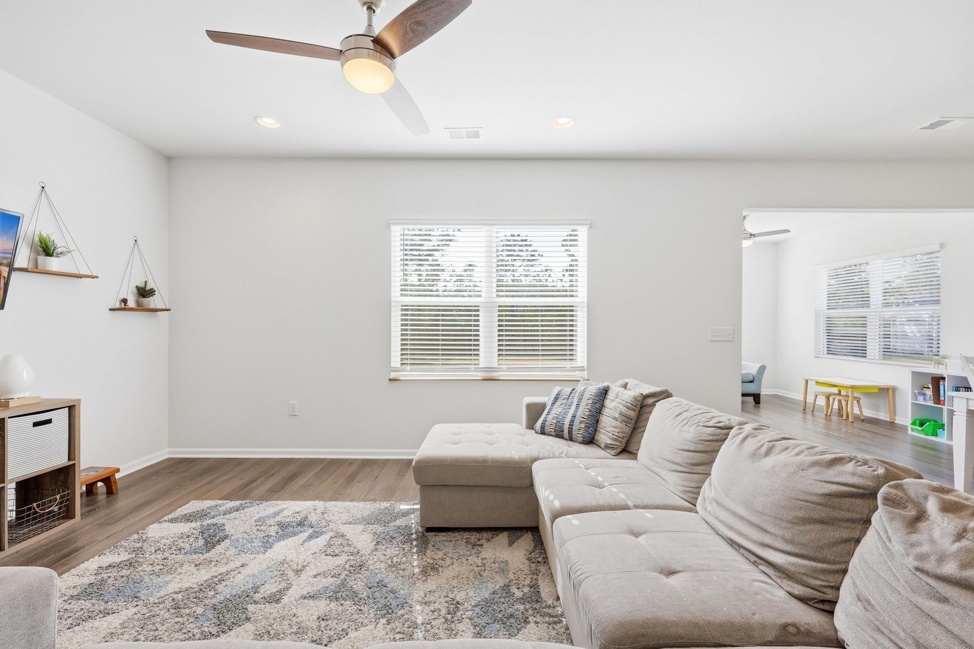 844 Wild Leaf Loop Photo 16