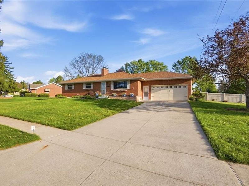 111 Tietzmann Avenue, Englewood, OH 45322 Photo 3