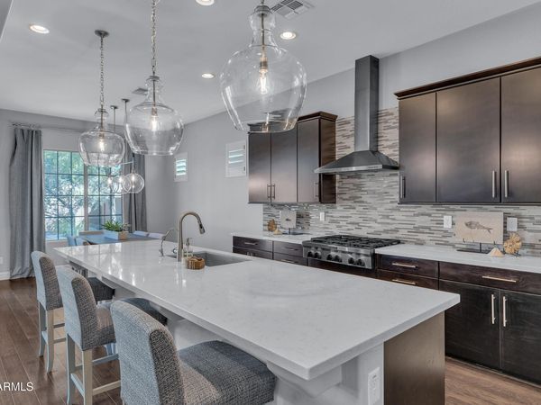 3880 E Horseshoe Place, Chandler, AZ 85249