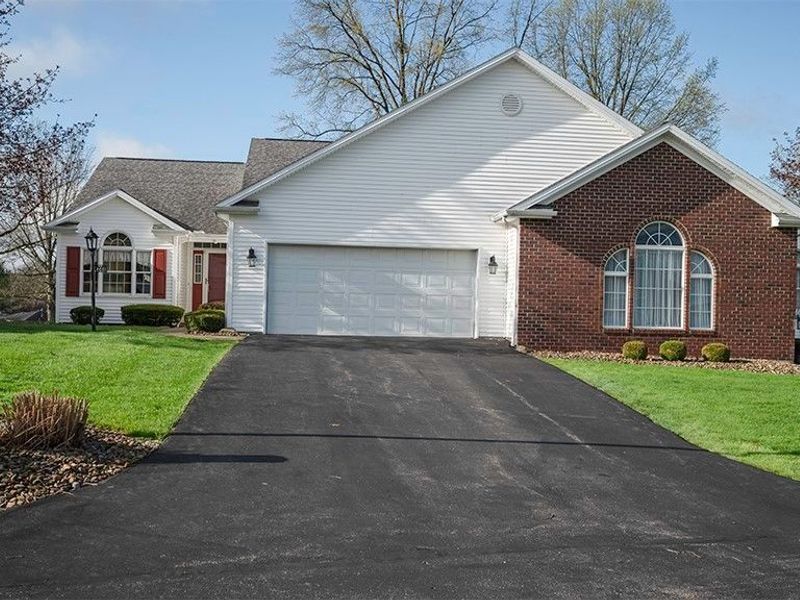 248 Cranberry Court, Warren, OH 44483 Photo 1