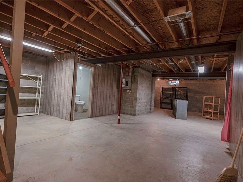 248 Cranberry Court, Warren, OH 44483 Photo 34