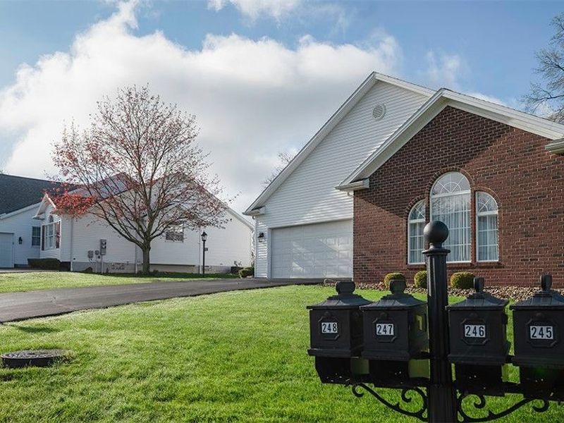 248 Cranberry Court, Warren, OH 44483 Photo 4