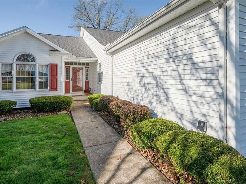 248 Cranberry Court, Warren, OH 44483 Photo 5