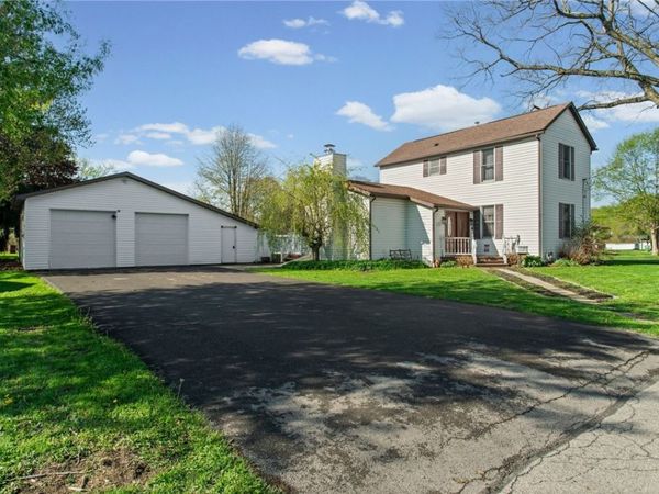 213 Pine St, Zelienople, PA 16063