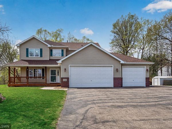 8549 Woodland Curve, Saint Bonifacius, MN 55375