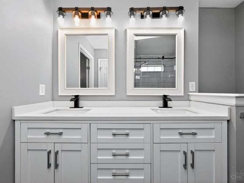 967 Hamlin Drive, Maineville, OH 45039 Photo 26