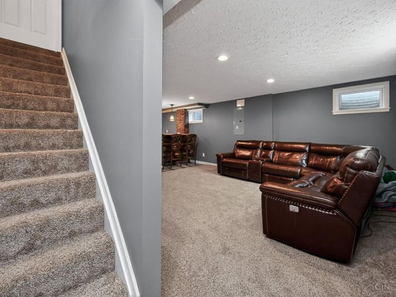 967 Hamlin Drive, Maineville, OH 45039 Photo 38