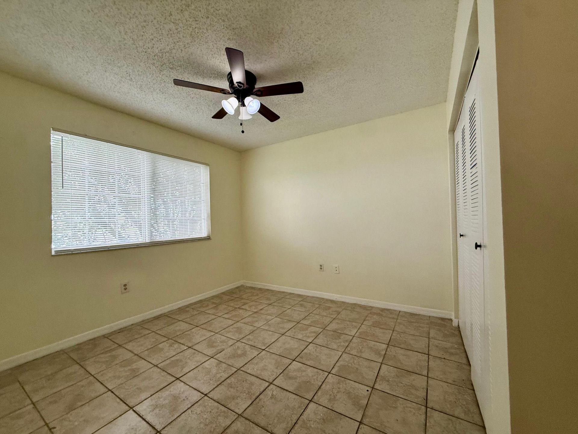 5065 Wiles Road, Unit 204, Coconut Creek, FL 33073 Photo