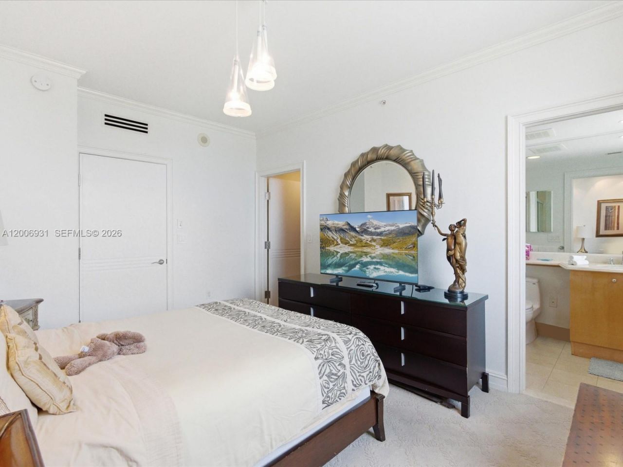 17875 Collins Ave , Unit 1501, Sunny Isles Beach, FL 33160 Photo