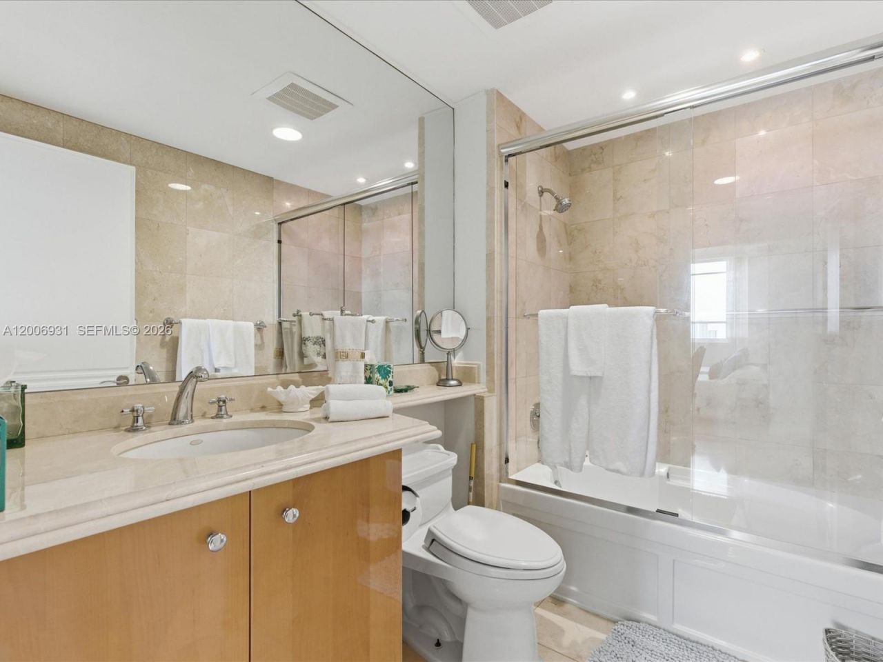 17875 Collins Ave , Unit 1501, Sunny Isles Beach, FL 33160 Photo