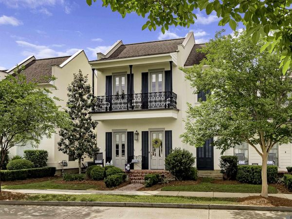 13372 Magnolia Square Dr, Baton Rouge, LA 70818