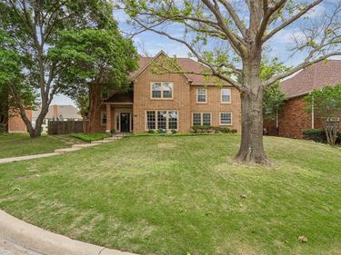5109 Dewdrop Lane, Fort Worth, TX 76123