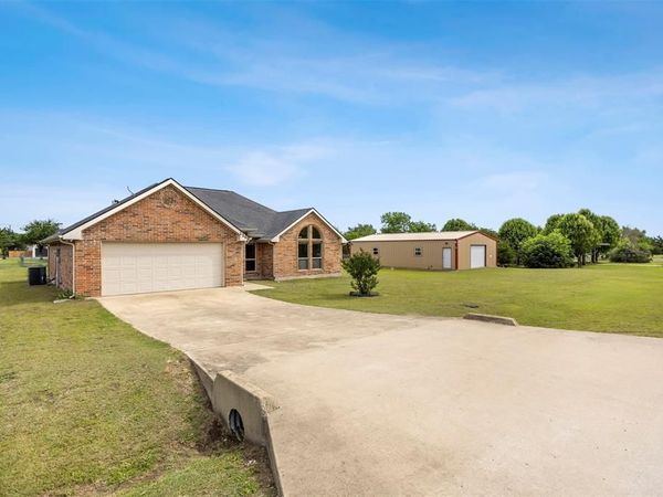 1209 Southview Drive , Waxahachie, TX 75165