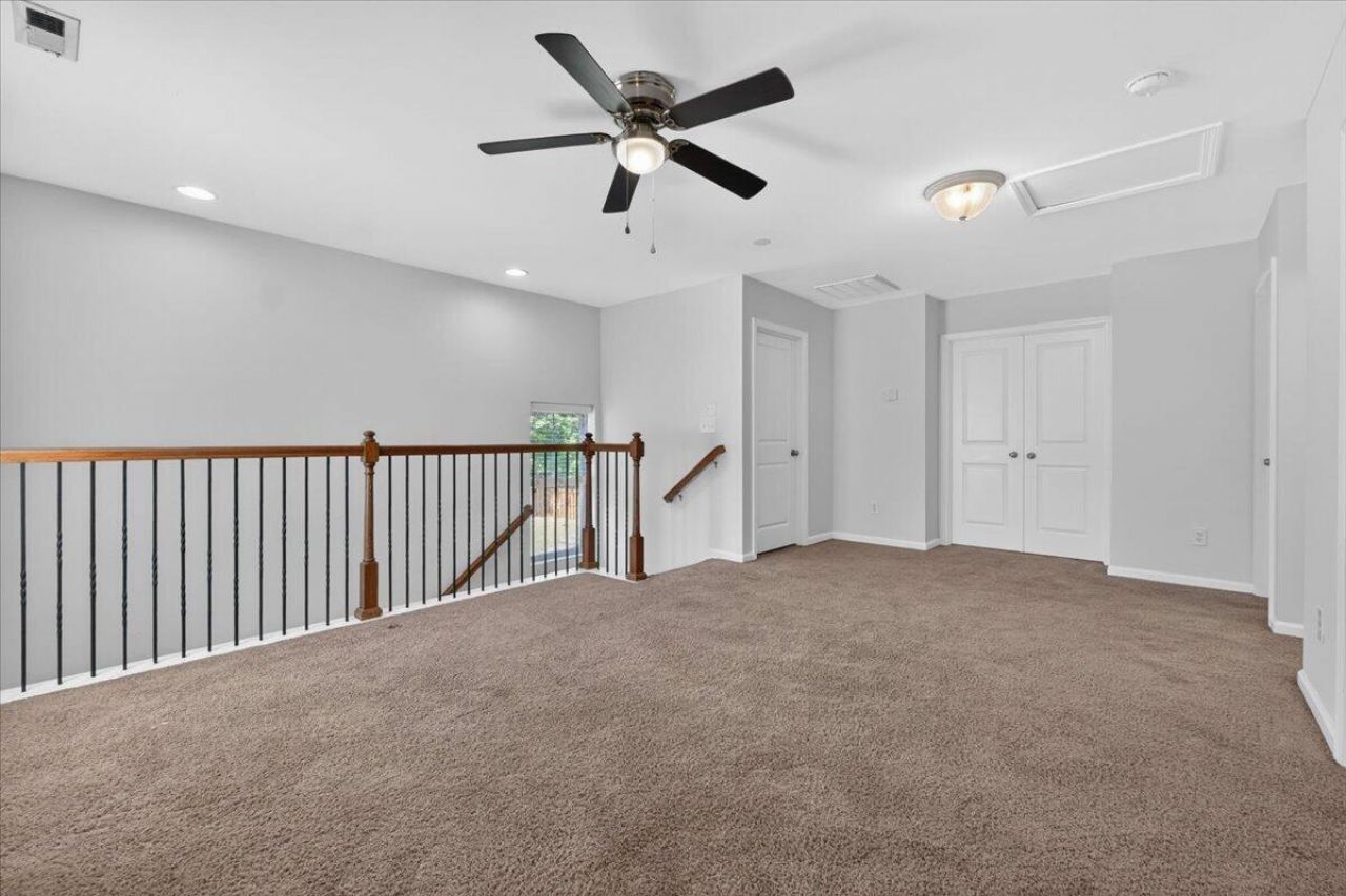 3710 Crescent Way Photo 19