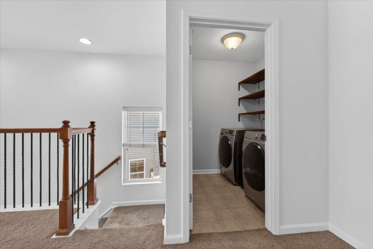 3710 Crescent Way Photo 20
