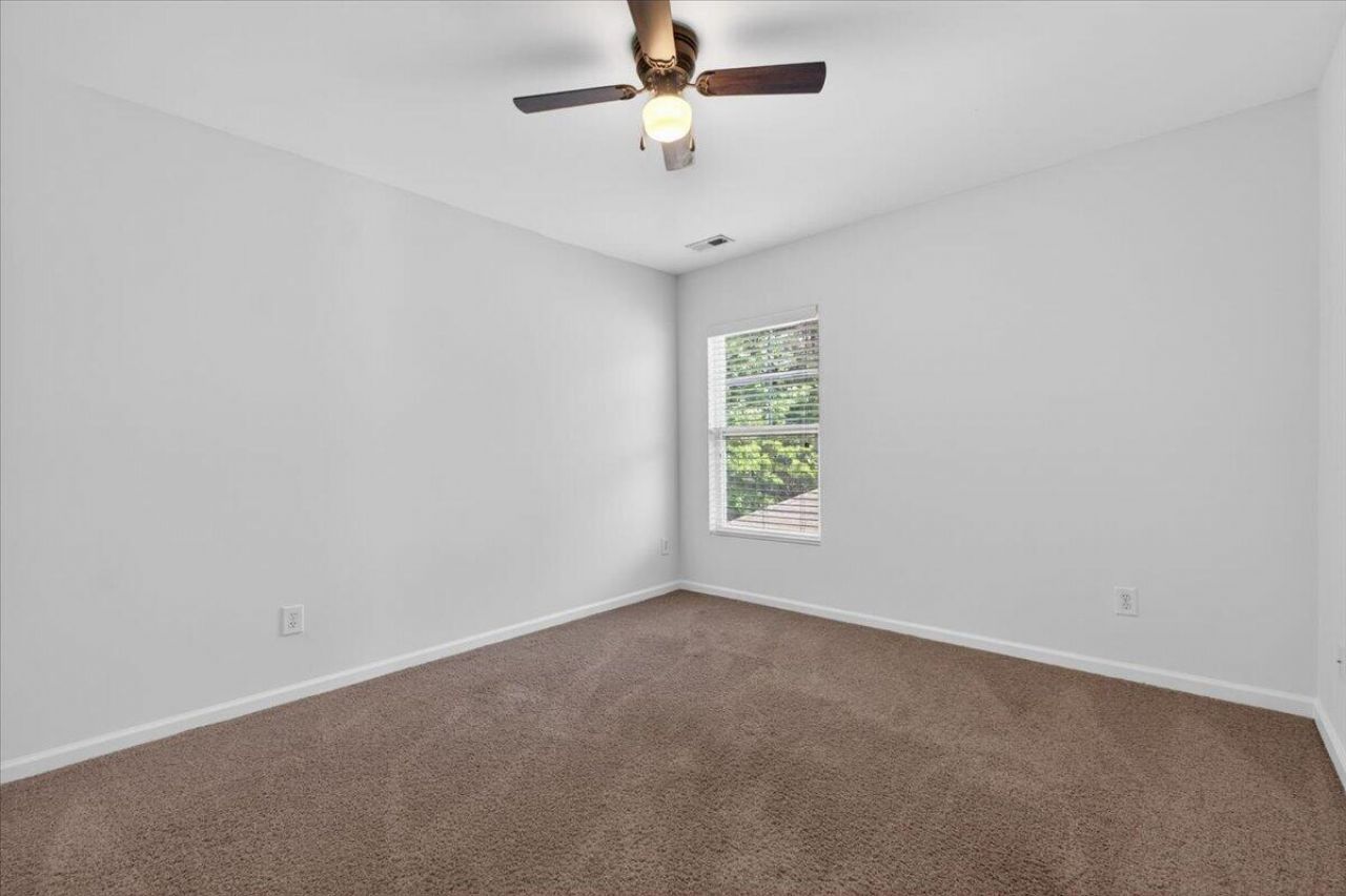 3710 Crescent Way Photo 33