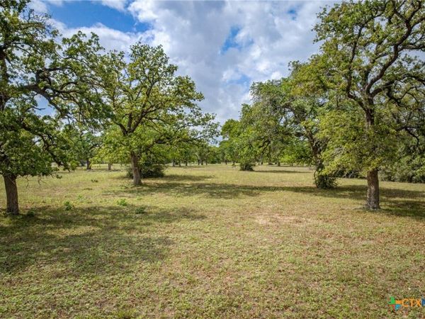 Lot 34 Settlement Street , Luling, TX 78648
