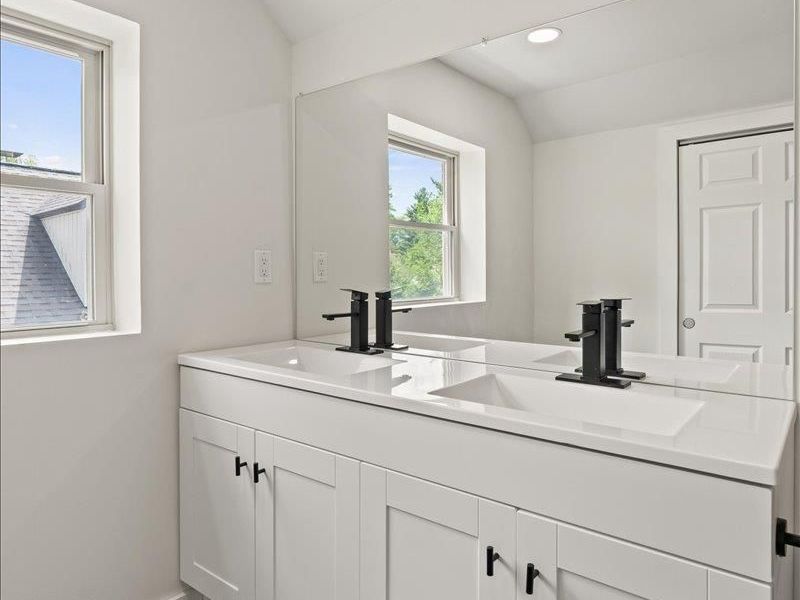 3114 Ramona Avenue, Cincinnati, OH 45211 Photo 29