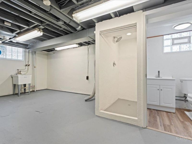 3114 Ramona Avenue, Cincinnati, OH 45211 Photo 32