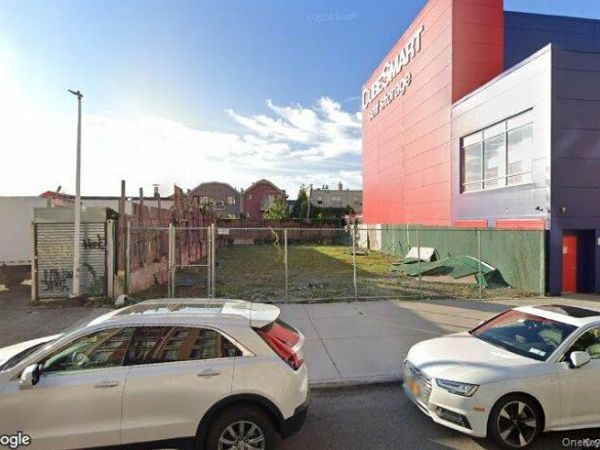 22-11 45 Street , Astoria, NY 11105