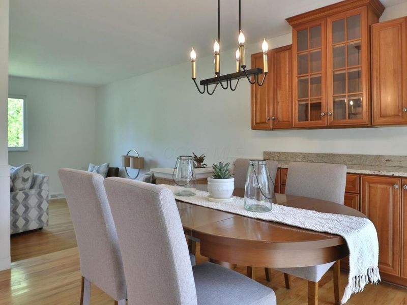 1363 Castleton Road N, Columbus, OH 43220 Photo 19